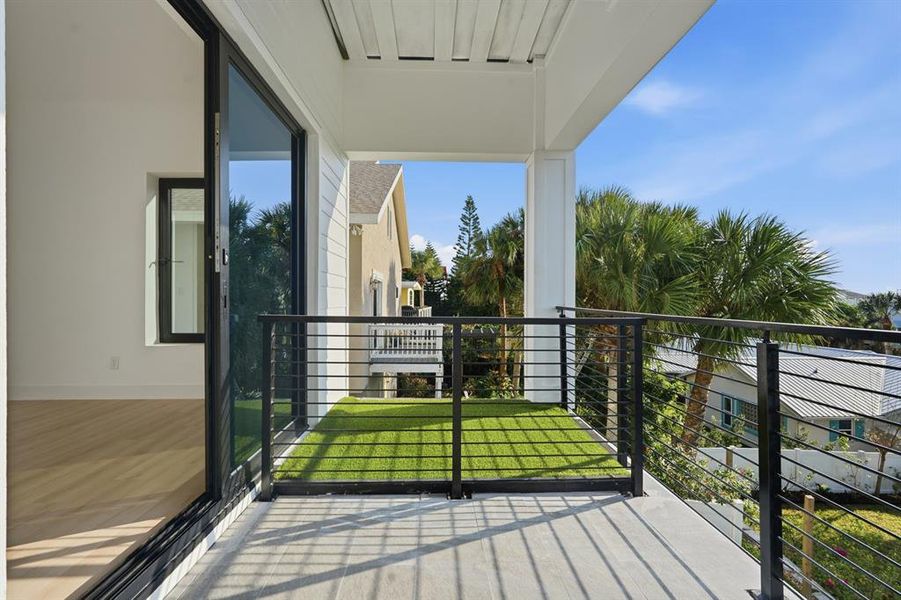 Exterior details and patio area of a home in , Flagler Beach (Image 27).
