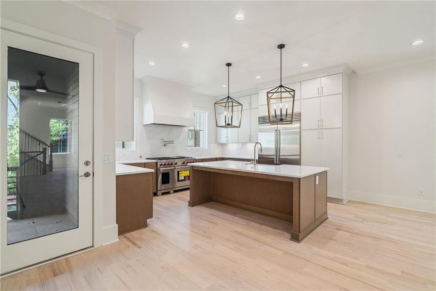 Furnished interior view inside a new home in , Alpharetta (Image 33).