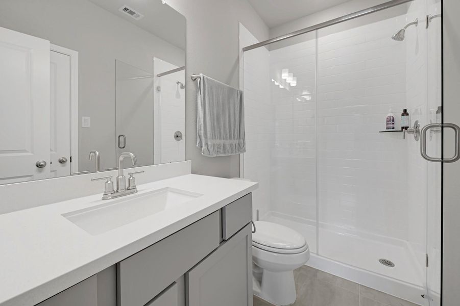 Image 29 of a home in Towne Lake 60'. Image 29 of a home in Towne Lake 60'.