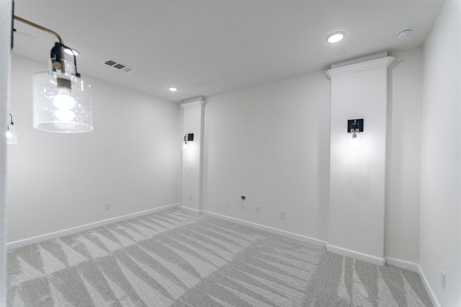 Spacious, unfurnished interior of a new home in Sonoma Verde, Rockwall (Image 57).