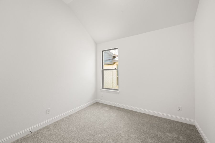 Spacious, unfurnished interior of a new home in Redden Farms, Midlothian (Image 23).