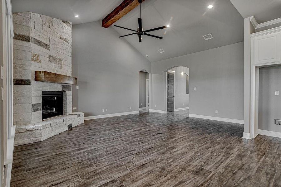 Spacious, unfurnished interior of a new home in , Godley (Image 22).