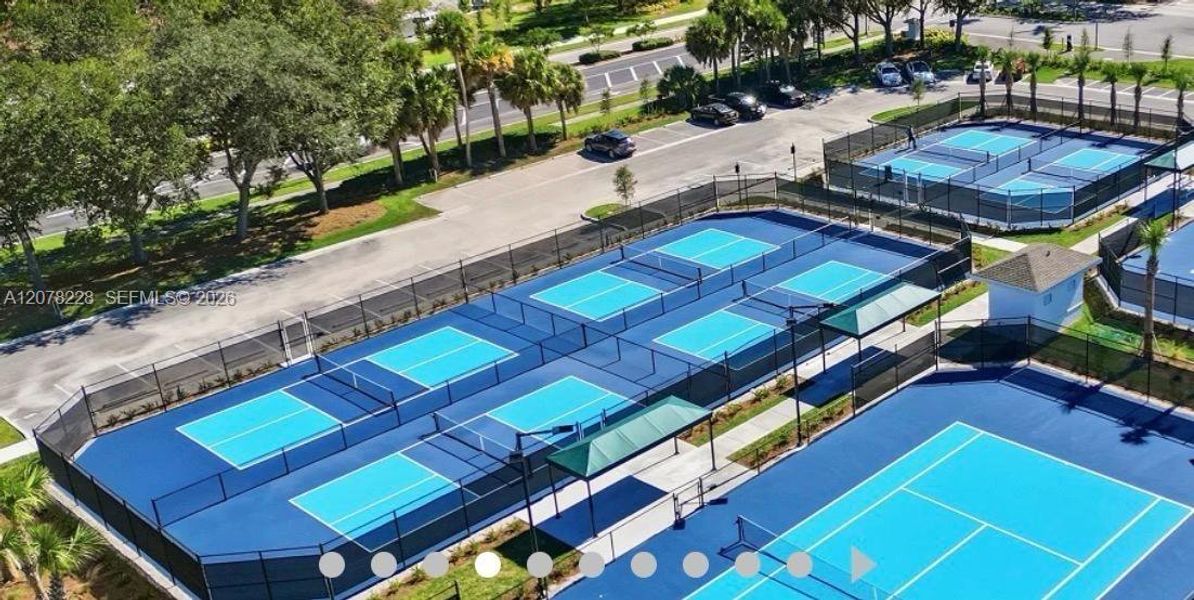 Community amenities in , Lehigh Acres (Image 46).