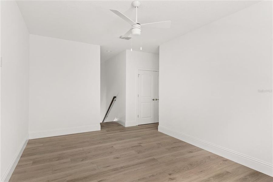 Spacious, unfurnished interior of a new home in , Apopka (Image 16).