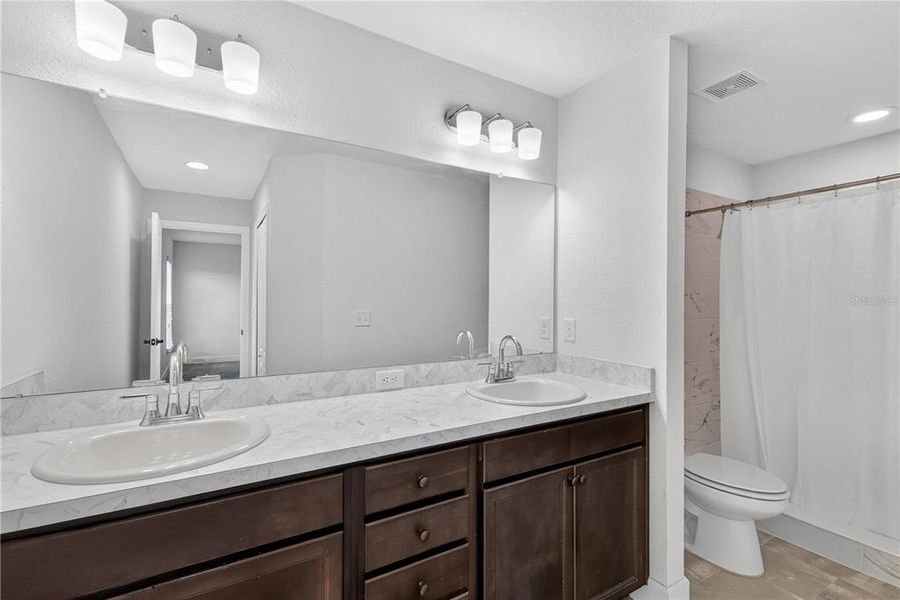 Furnished interior view inside a new home in , Sebring (Image 14).