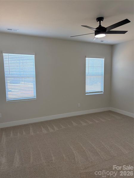 Spacious, unfurnished interior of a new home in , Lenoir (Image 20).