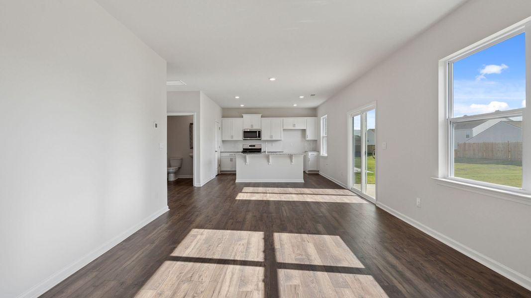 Spacious, unfurnished interior of a new home in Pine Lake Estates, Anderson (Image 20).