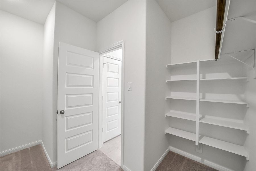 Spacious, unfurnished interior of a new home in Stone Creek Ranch, Hockley (Image 36).