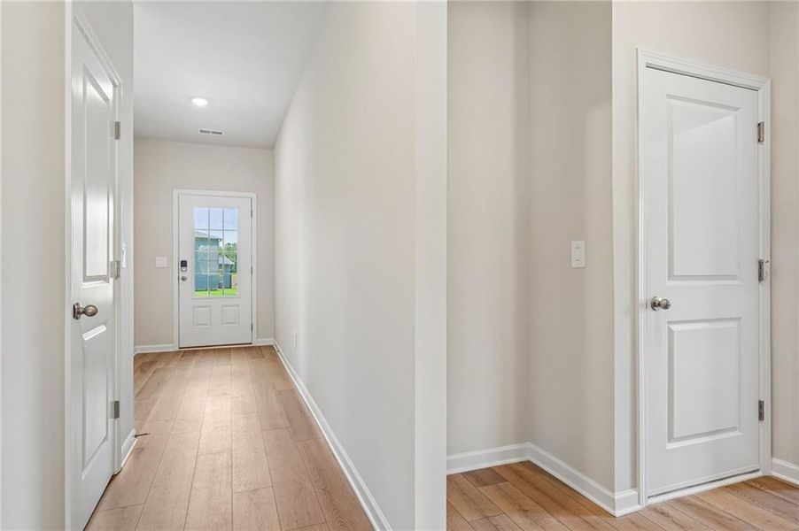 Spacious, unfurnished interior of a new home in Northwoods at Mirror Lake, Villa Rica (Image 26).