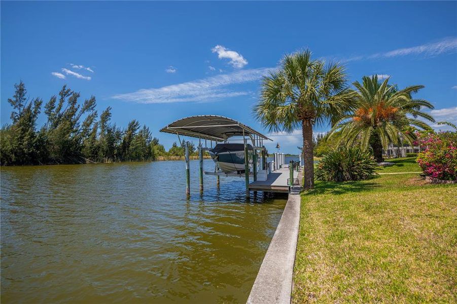 Community amenities in , Port Charlotte (Image 82).
