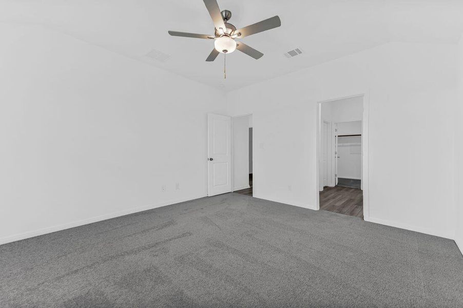 210 Crumpton Way - Ready Now!