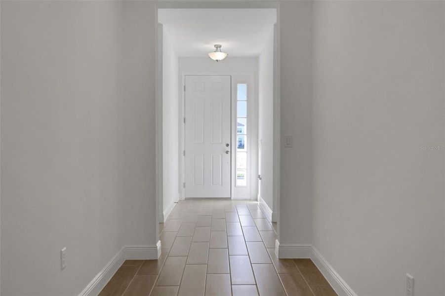 Spacious, unfurnished interior of a new home in Crossroads at Kelly Park, Apopka (Image 32). Spacious, unfurnished interior of a new home in Crossroads at Kelly Park, Apopka (Image 32).