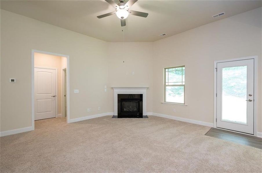 Spacious, unfurnished interior of a new home in Eagle Heights, Maysville (Image 10).