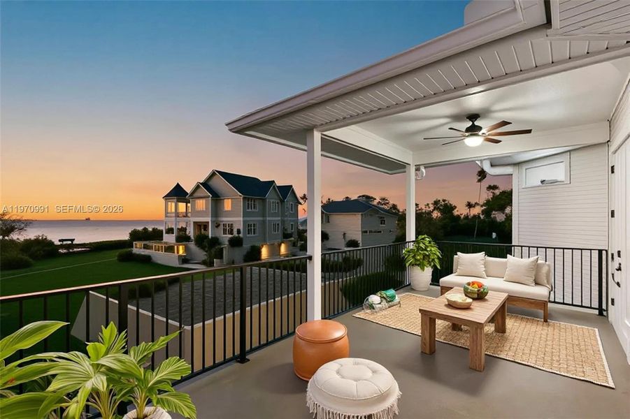 Exterior details and patio area of a home in , Crystal Beach (Image 21).