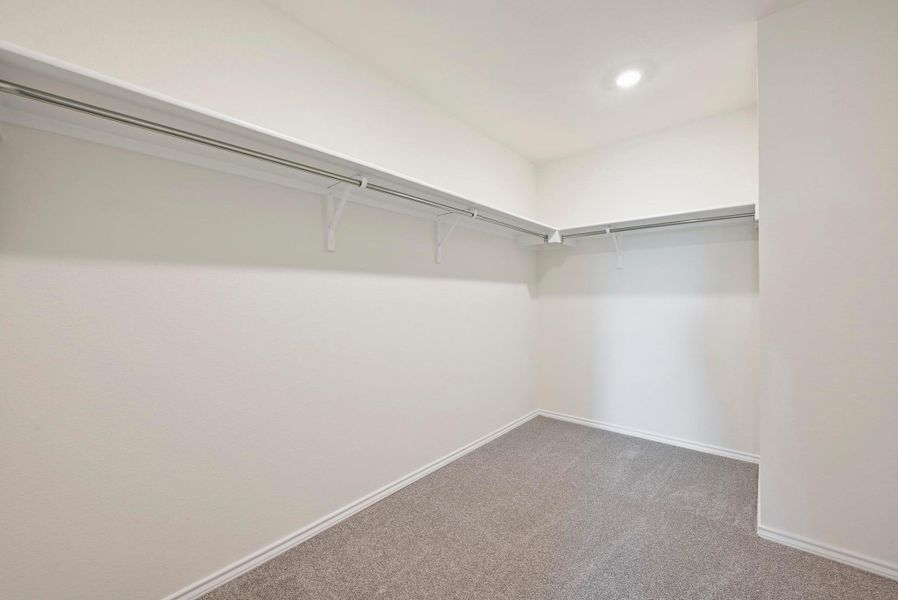 Spacious, unfurnished interior of a new home in Creekside at Estancia, Austin (Image 27).