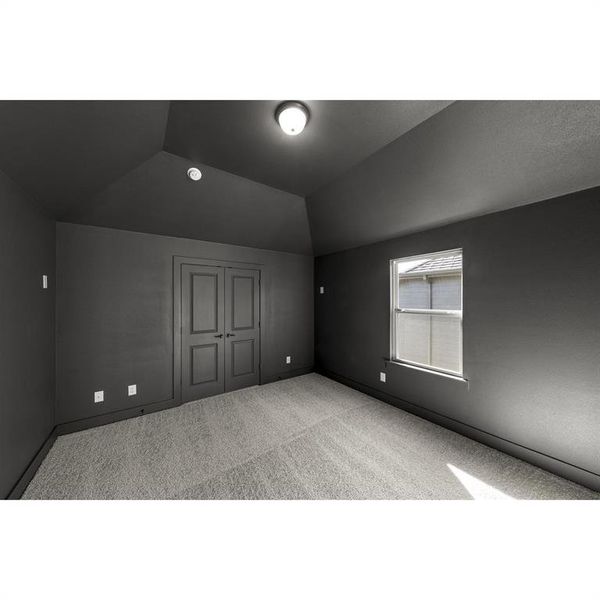 Spacious, unfurnished interior of a new home in Trails at Cottonwood Creek, Rowlett (Image 30).