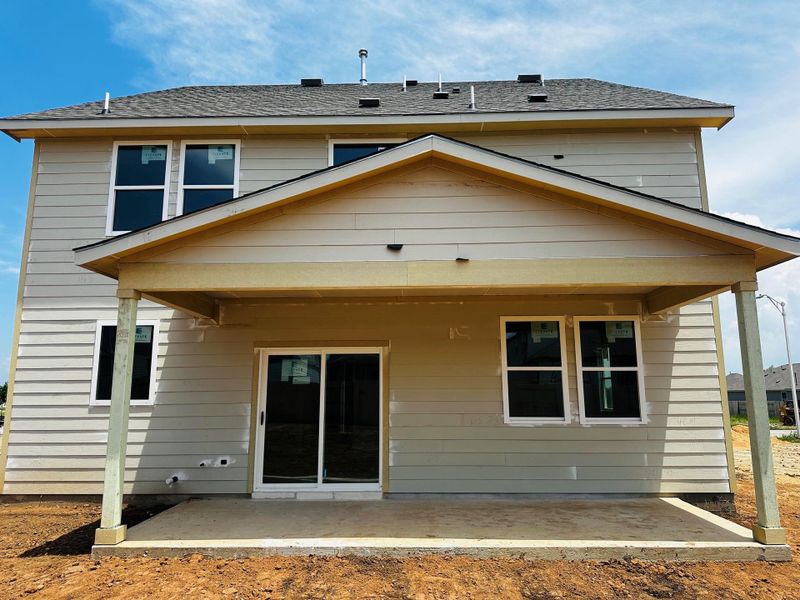 Exterior details and patio area of a home in Patterson Ranch, Georgetown (Image 3).