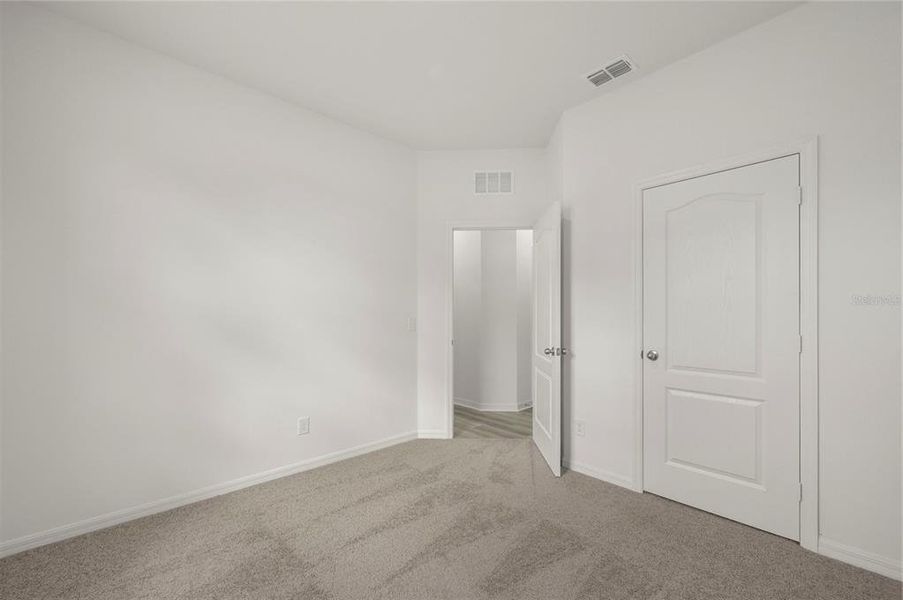 Spacious, unfurnished interior of a new home in Poinciana, Poinciana (Image 17).