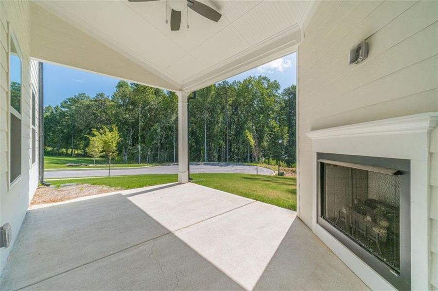 Exterior details and patio area of a home in , Loganville (Image 4).