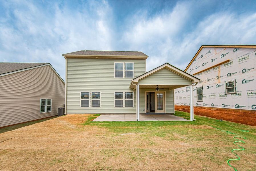 Representative exterior details of a home built from the Reynolds by Enchanted Homes in Arcadia Village, Spartanburg (Image 27).
