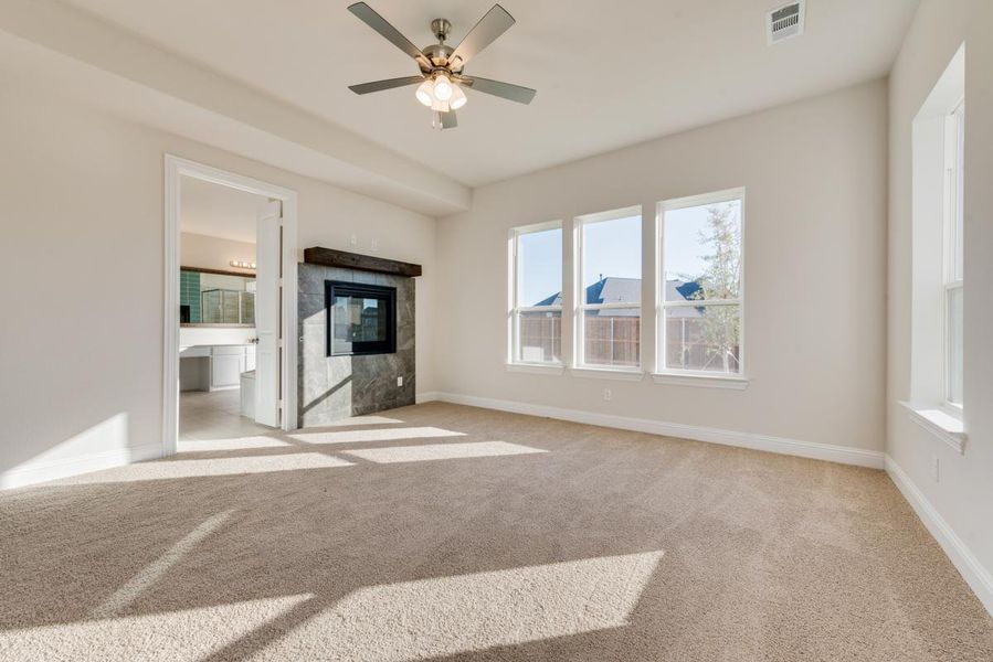 Spacious, unfurnished interior of a new home in Somercrest, Midlothian (Image 32).