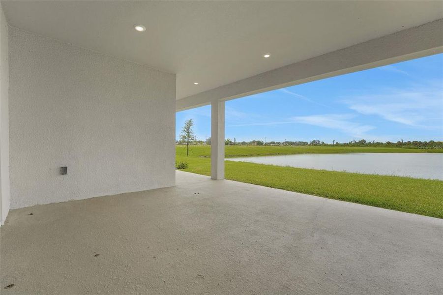 Spacious, unfurnished interior of a new home in Seaire, Parrish (Image 41).