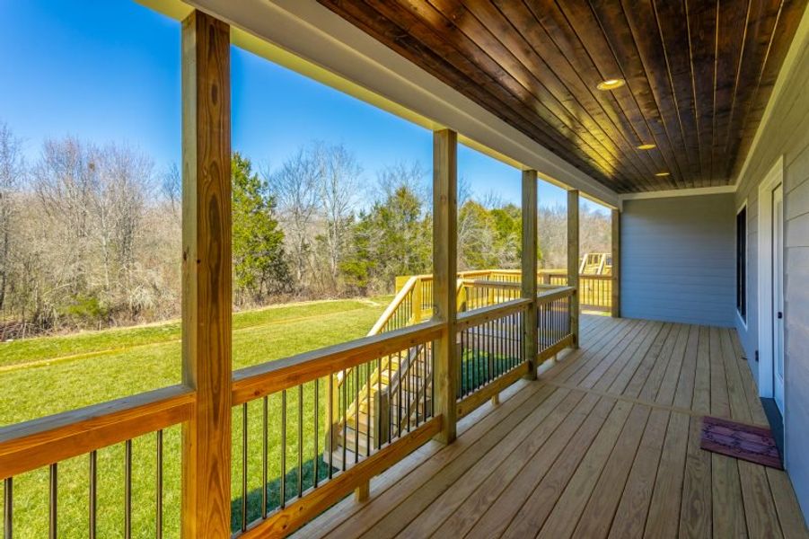 Representative exterior details of a home built from the Autumnbrook A by Riverstone Construction, LLC in Faith View, Ooltewah (Image 34).