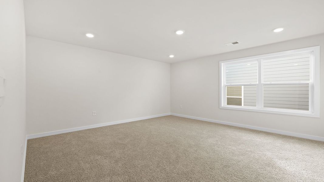 Representative unfurnished interior of a home built from the BERKSHIRE by D.R. Horton in Sycamore Cove, Woodruff (Image 21).