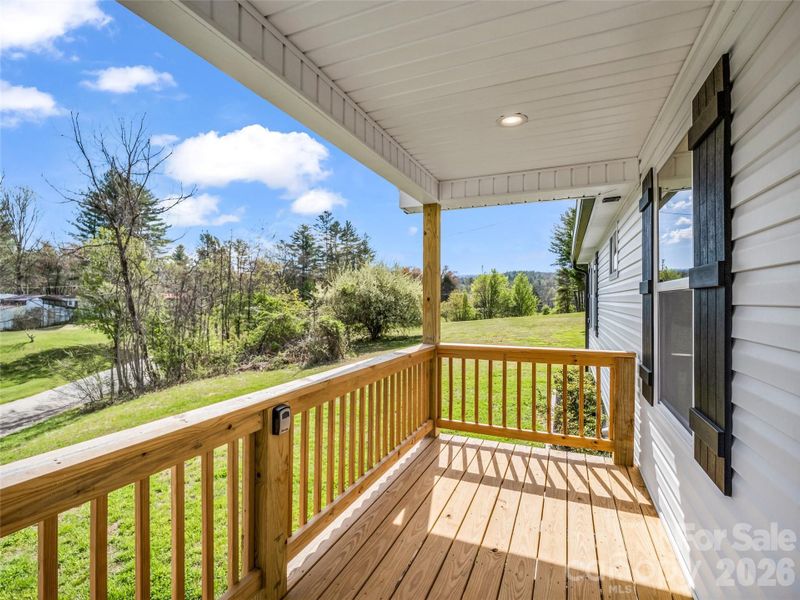 Exterior details and patio area of a home in , Hendersonville (Image 29). Exterior details and patio area of a home in , Hendersonville (Image 29).