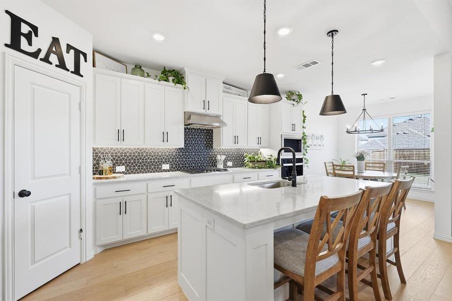 Beautiful chef's kitchen