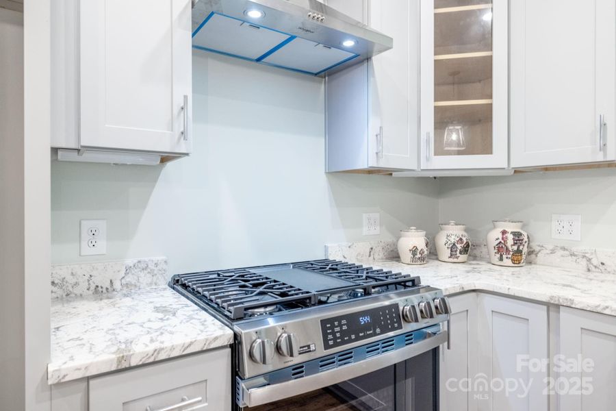 Image 27 of a home in .