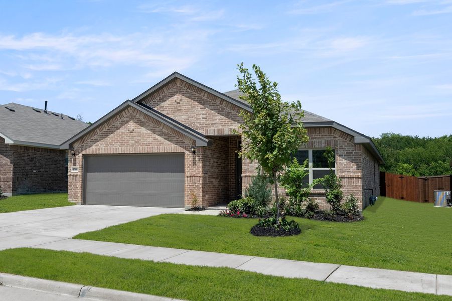 Front exterior of a new home in ValleyBrooke, Mesquite, TX, highlighting curb appeal (Image 2). Front exterior of a new home in ValleyBrooke, Mesquite, TX, highlighting curb appeal (Image 2).