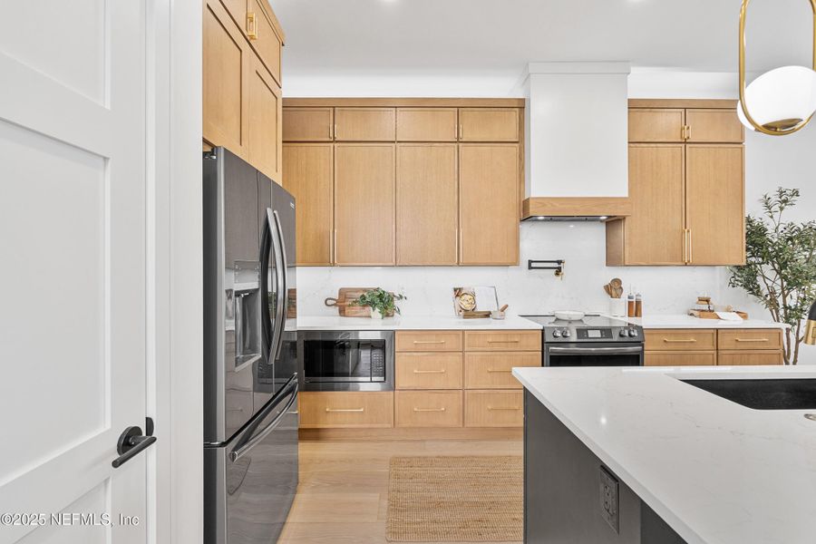 Furnished interior view inside a new home in , Jacksonville Beach (Image 9).