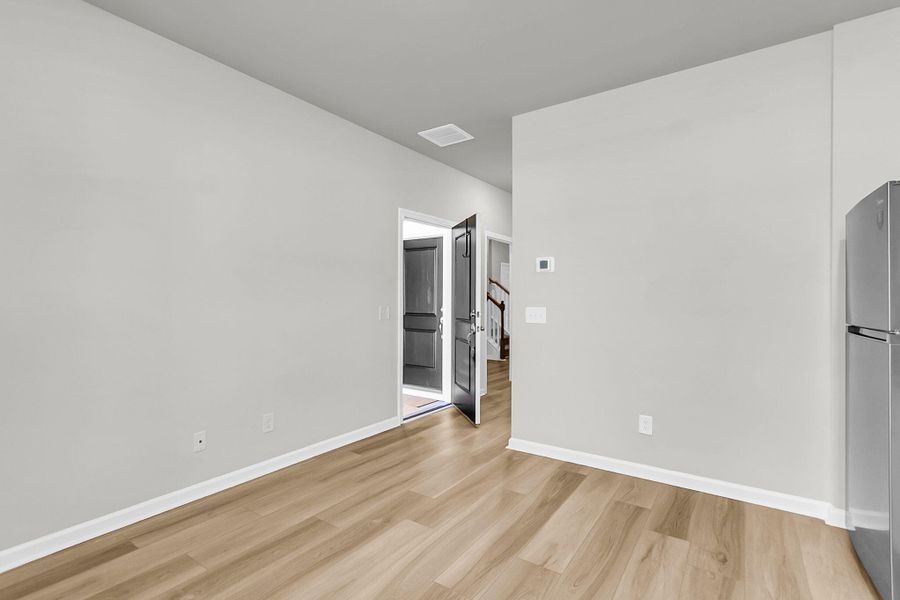 Spacious, unfurnished interior of a new home in Limehouse Village: Arbor Series, Summerville (Image 45).