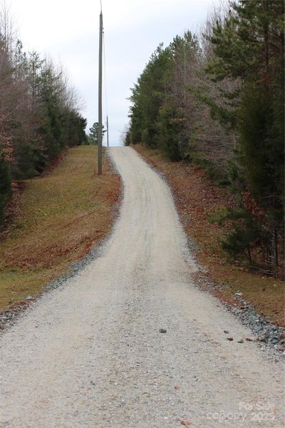 Natural landscape and outdoor views near in York (Image 16). Natural landscape and outdoor views near in York (Image 16).