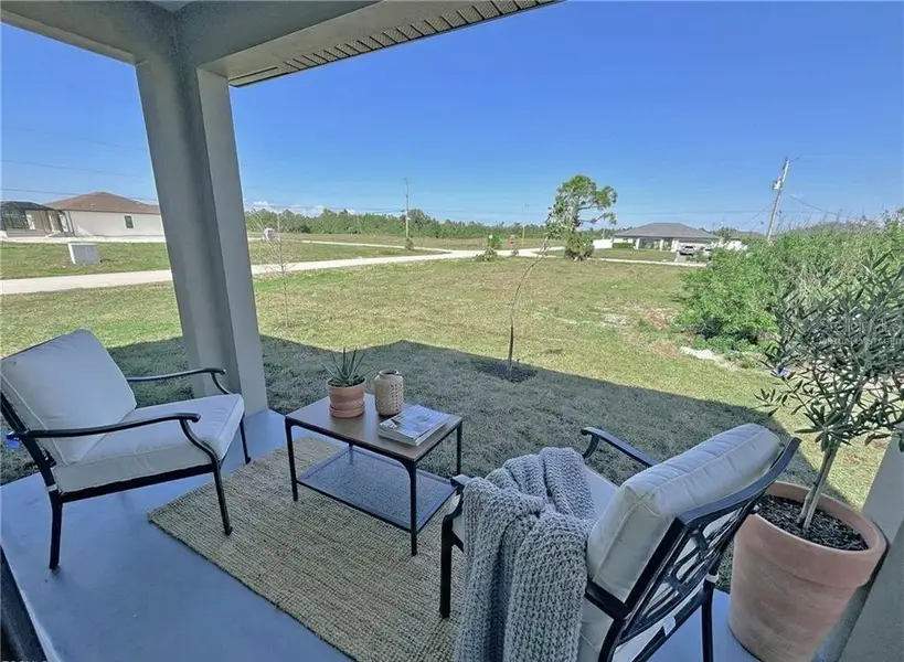 Exterior details and patio area of a home in , Cape Coral (Image 3).