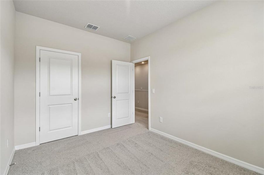 Spacious, unfurnished interior of a new home in , Daytona Beach (Image 15).