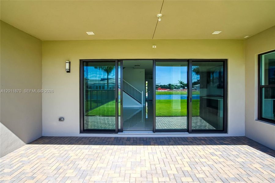 Exterior details and patio area of a home in , Boca Raton (Image 30).