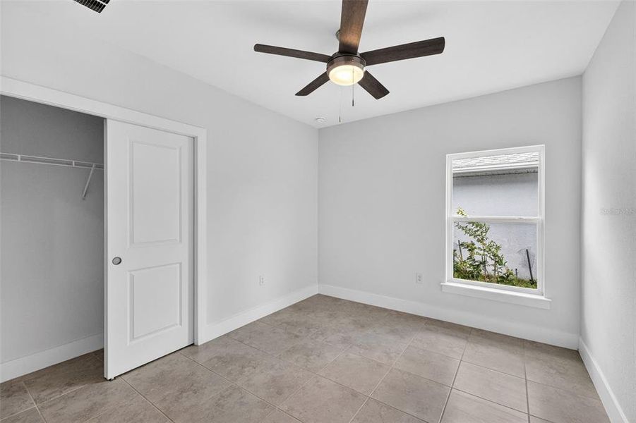 Spacious, unfurnished interior of a new home in , Port Charlotte (Image 31).