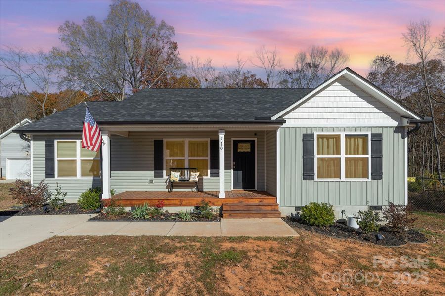 Image 16 of a home in . Image 16 of a home in .