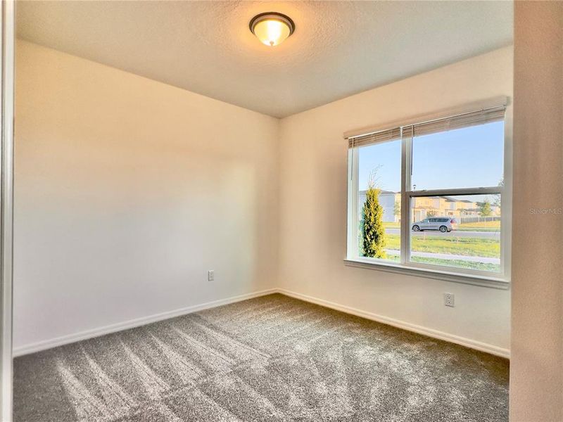 Spacious, unfurnished interior of a new home in Parkside Trails, Clermont (Image 28).