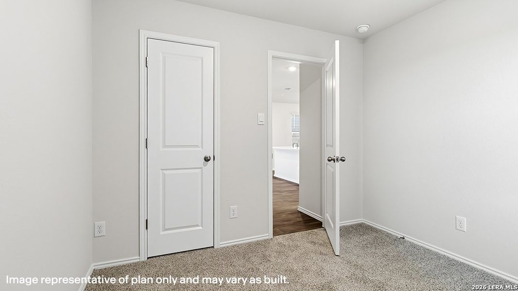 Spacious, unfurnished interior of a new home in Applewood, San Antonio (Image 23).