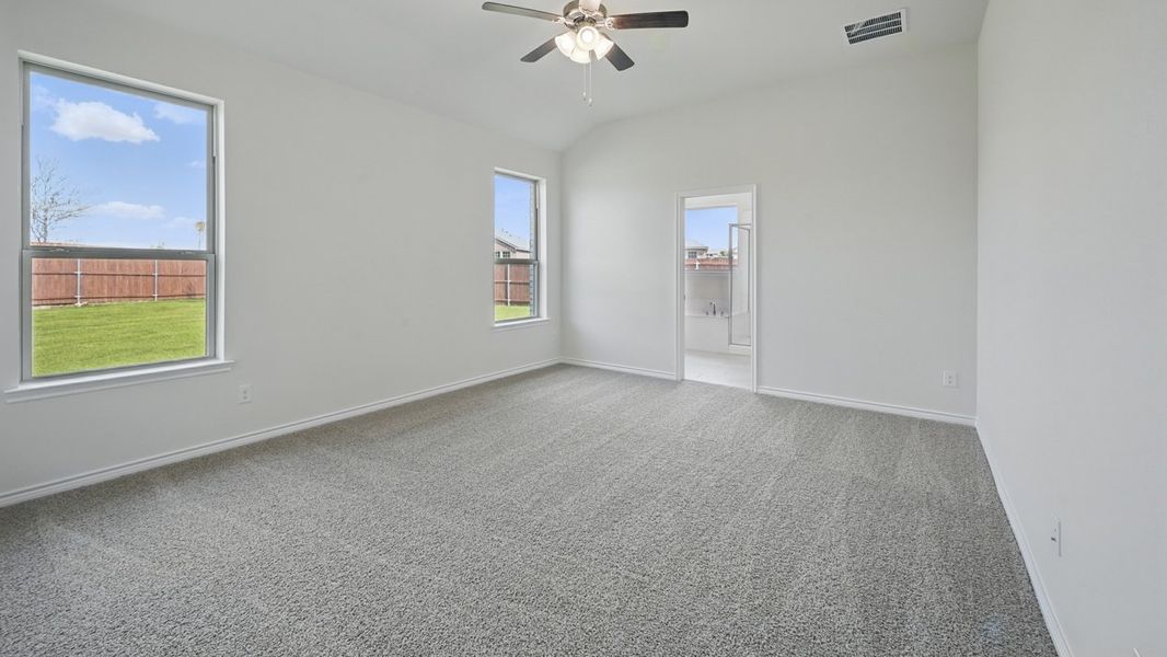 Representative unfurnished interior of a home built from the Echelon by D.R. Horton in The Woods at Lindsey Place, Anna (Image 12). Representative unfurnished interior of a home built from the Echelon by D.R. Horton in The Woods at Lindsey Place, Anna (Image 12).