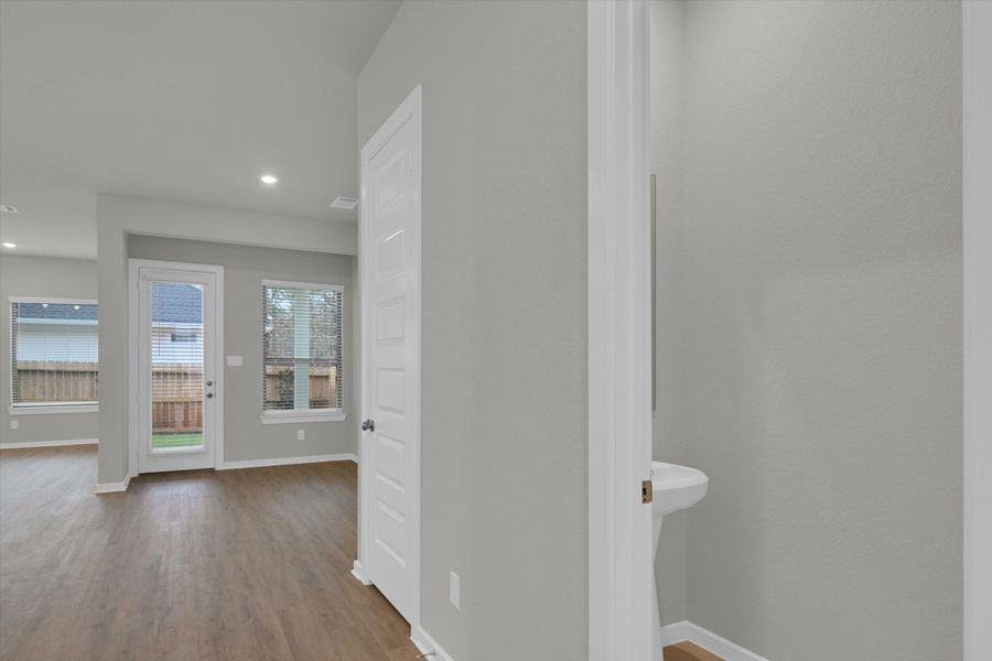 Spacious, unfurnished interior of a new home in Summer Place 35', Montgomery (Image 19). Spacious, unfurnished interior of a new home in Summer Place 35', Montgomery (Image 19).