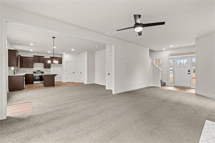 Spacious, unfurnished interior of a new home in Canterbury Villas, Carrollton (Image 28).