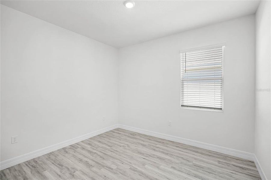 Spacious, unfurnished interior of a new home in , Lakeland (Image 26).