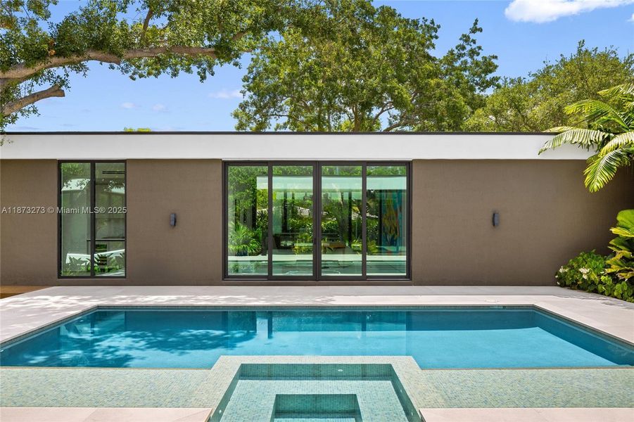 Image 84 of a home in .