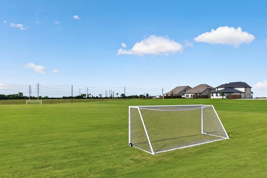Community amenities in Parks at Foster Crossing, Anna (Image 19).