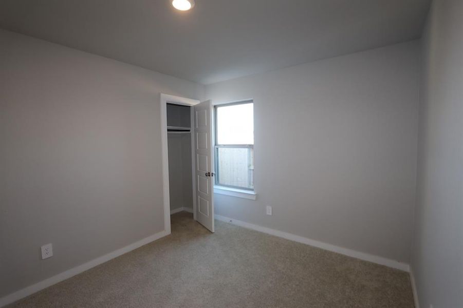 Image 11 of a home in Magnolia Ridge.