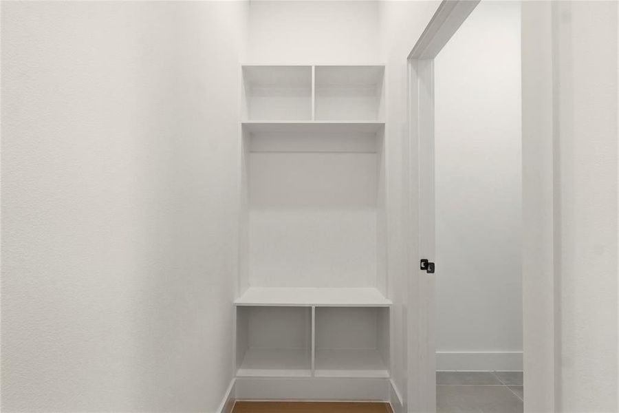 Spacious, unfurnished interior of a new home in , Dallas (Image 17). Spacious, unfurnished interior of a new home in , Dallas (Image 17).